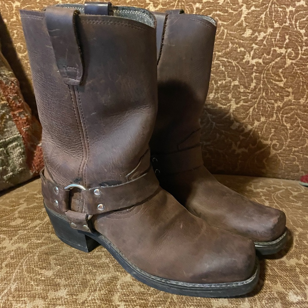 Durango Brown Leather Heeled Boots